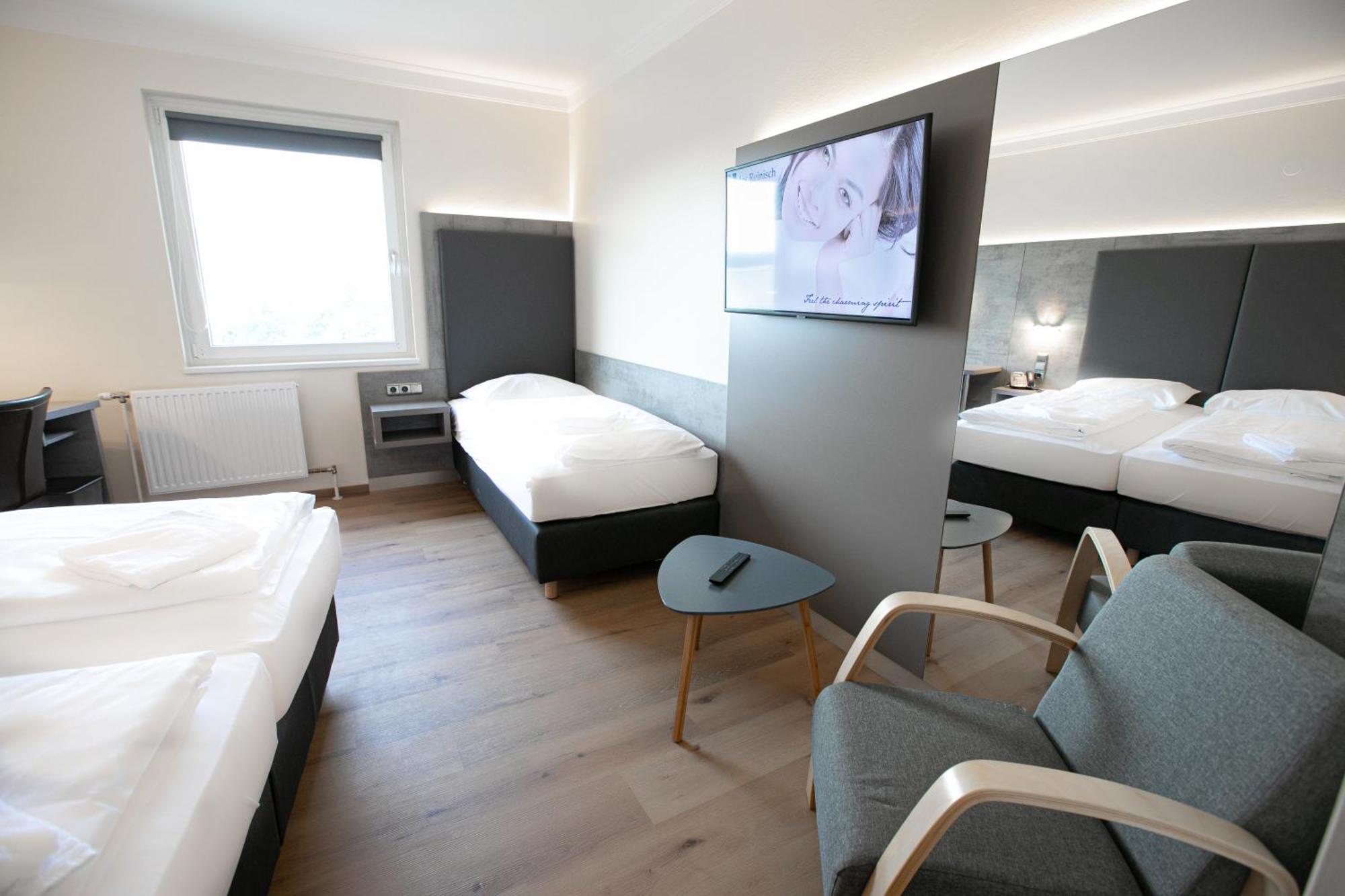 Das Reinisch Just Rooms Schwechat Exterior foto