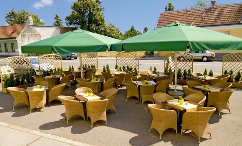 Das Reinisch Just Rooms Schwechat Exterior foto